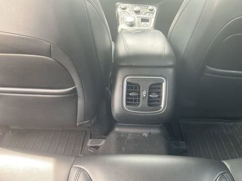 Used 2015 Chrysler 200 C w/ Navigation & Sound Group I image 27