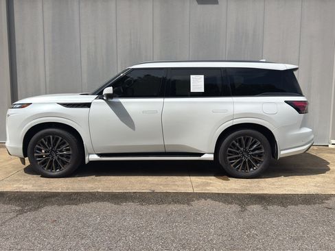 Used 2026 INFINITI QX80 Autograph w/ Premium Cargo Package AWD/4WD image 4