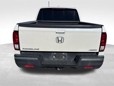 Used 2017 Honda Ridgeline RTL-T image 6