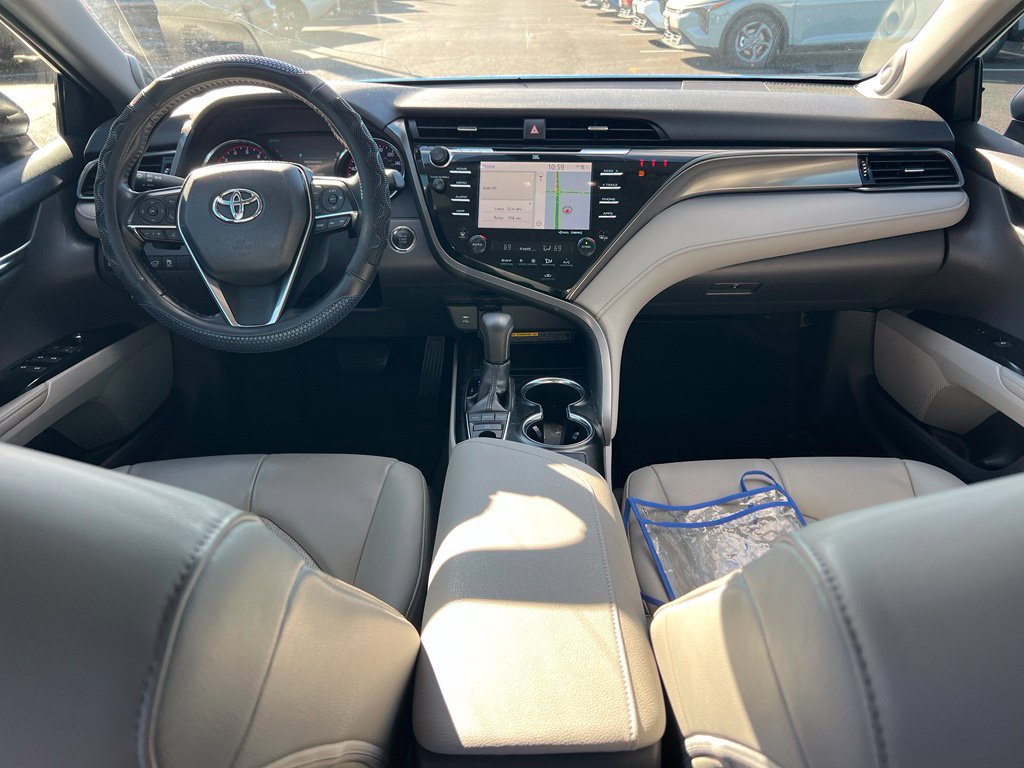 Used 2019 Toyota Camry XSE w/ Navigation Package FWD image 10