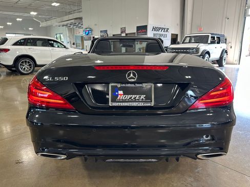 Used 2019 Mercedes-Benz SL 550 image 12