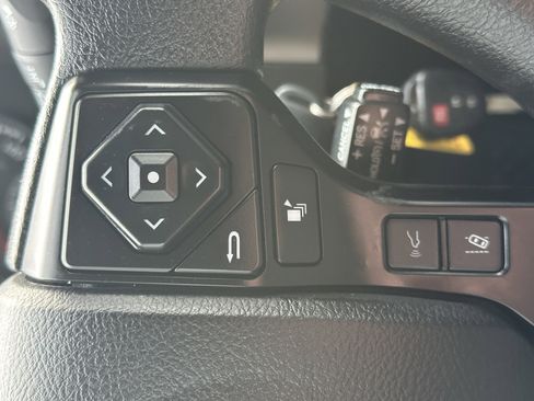 Used 2023 Toyota Tacoma SR5 image 39