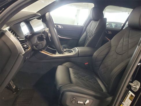 Used 2023 BMW X5 sDrive40i w/ M Sport Package image 7