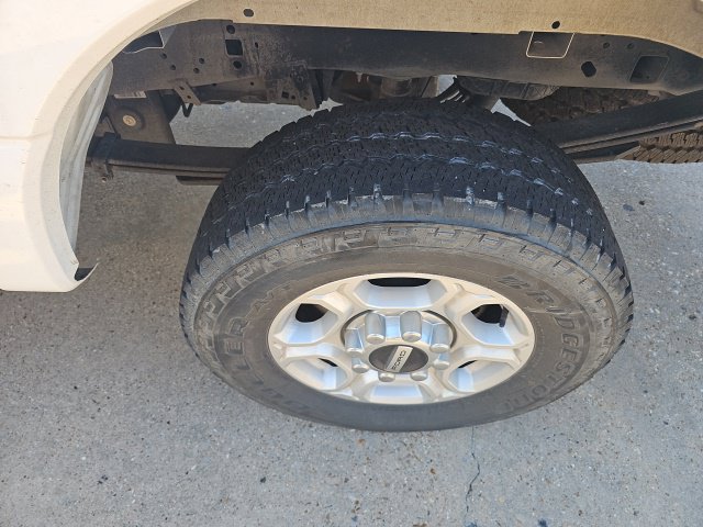 Used 2025 Ford F250 XLT AWD/4WD image 5