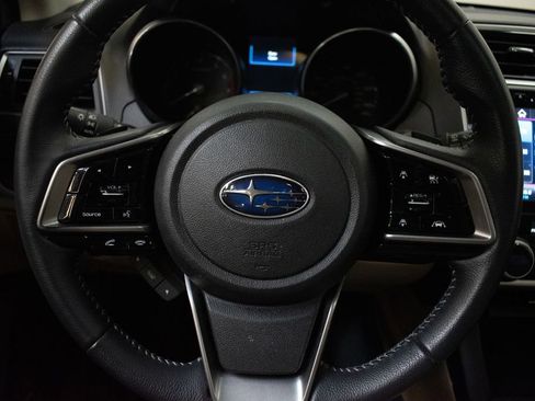 Used 2019 Subaru Outback 2.5i Limited AWD/4WD image 12