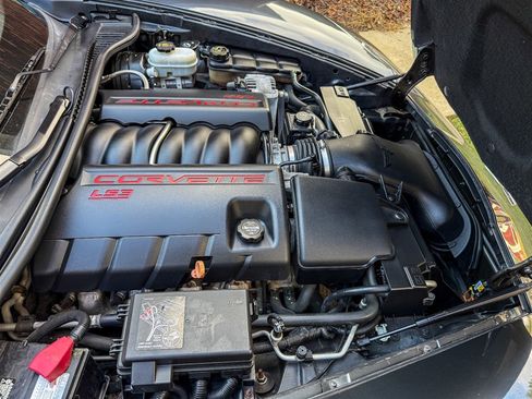 Used 2013 Chevrolet Corvette Convertible image 66