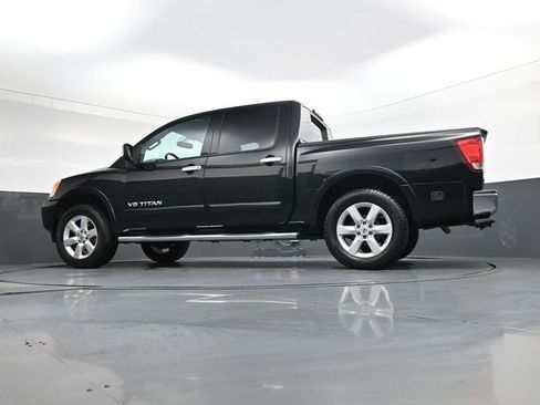 Used 2015 Nissan Titan SL w/ Utility Accessory Package image 31