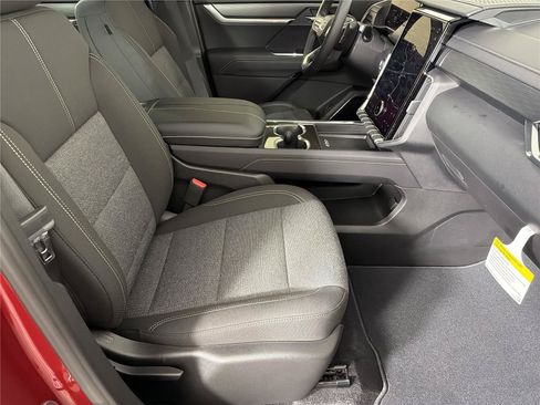 New 2026 GMC Acadia Elevation FWD image 11