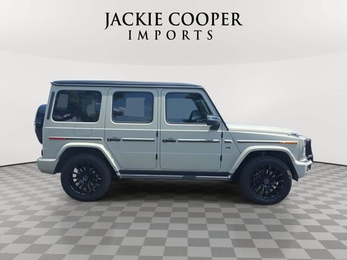 Used 2024 Mercedes-Benz G 550 image 4