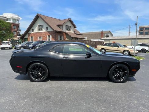 Used 2016 Dodge Challenger SXT w/ Blacktop Package RWD image 8