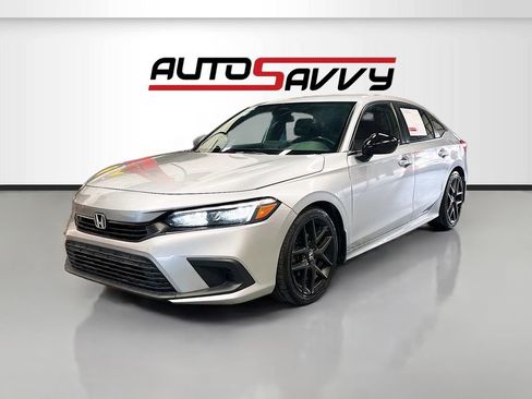 Used 2022 Honda Civic Sport image 3