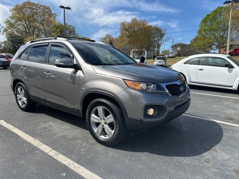 Used 2013 Kia Sorento EX image 1