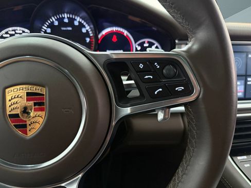 Used 2018 Porsche Panamera 4S AWD/4WD image 31