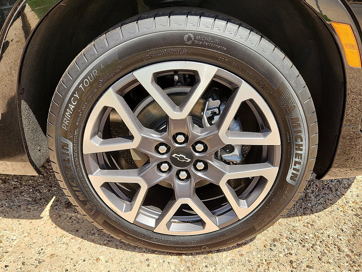 Used 2025 Chevrolet Blazer RS FWD image 5