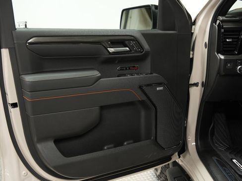 New 2026 GMC Sierra 1500 AT4 image 18