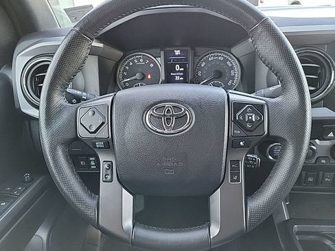 Used 2021 Toyota Tacoma TRD Sport w/ Technology Package AWD/4WD image 23