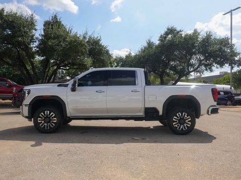 Used 2024 GMC Sierra 2500 Denali Ultimate w/ Max Trailering Package AWD/4WD image 5