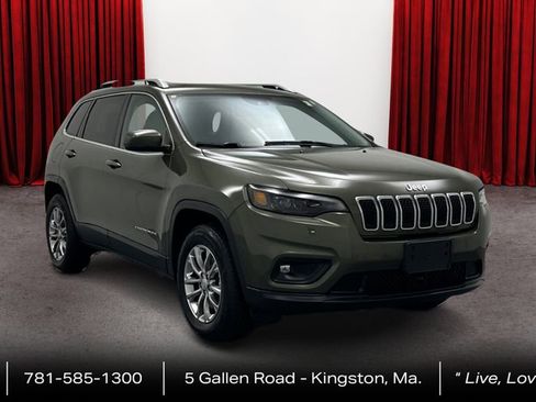 Used 2021 Jeep Cherokee Latitude Lux w/ Sun & Sound Group AWD/4WD image 3