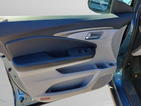 Used 2018 Honda Pilot EX-L image 5