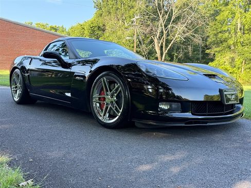 Used 2008 Chevrolet Corvette Z06 w/ Preferred Equipment Group RWD image 25