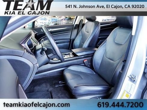 Used 2018 Ford Fusion Titanium FWD image 14