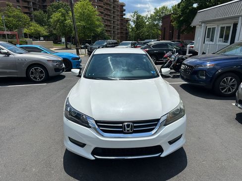 Used 2014 Honda Accord Sport image 2