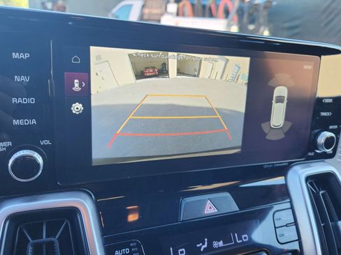 Used 2023 Kia Sorento EX image 43