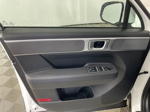 New 2026 Hyundai Santa Fe SE image 13