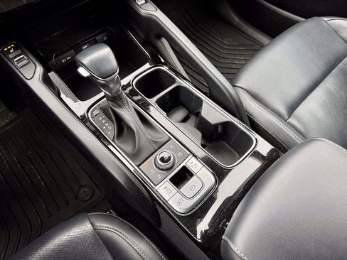 Used 2021 Kia Telluride S image 19