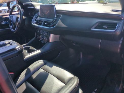 Used 2022 Chevrolet Suburban Z71 w/ Off-Road Capability Package image 29