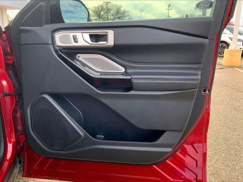 Certified 2022 Ford Explorer ST w/ Equipment Group 401A image 22