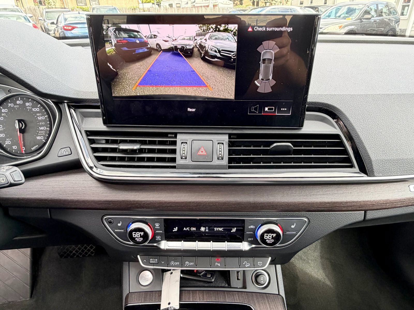 Used 2021 Audi Q5 2.0T Premium w/ Convenience Package AWD/4WD image 38