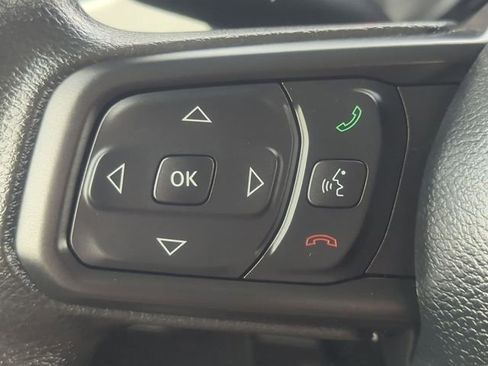 Used 2025 Jeep Wrangler Unlimited Sport AWD/4WD image 15