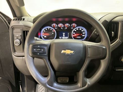 Used 2019 Chevrolet Silverado 1500 Custom w/ Infotainment Package image 10