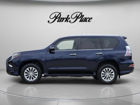 Used 2023 Lexus GX 460 Premium image 2