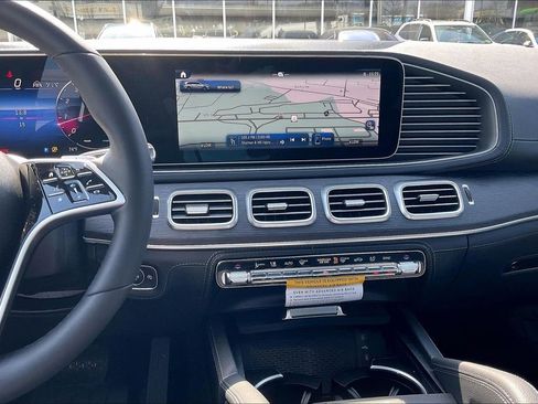 New 2026 Mercedes-Benz GLS 450 4MATIC image 7