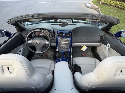 Used 2006 Chevrolet Corvette Convertible image 13