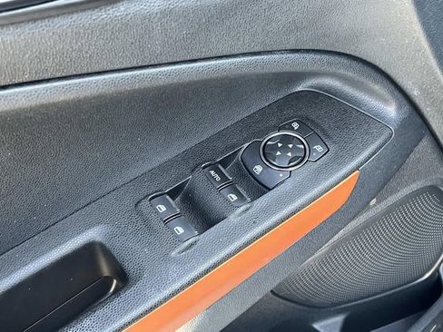 Certified 2018 Ford EcoSport SES image 16