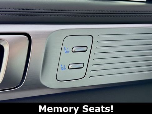 New 2025 Hyundai Santa Fe Calligraphy image 6