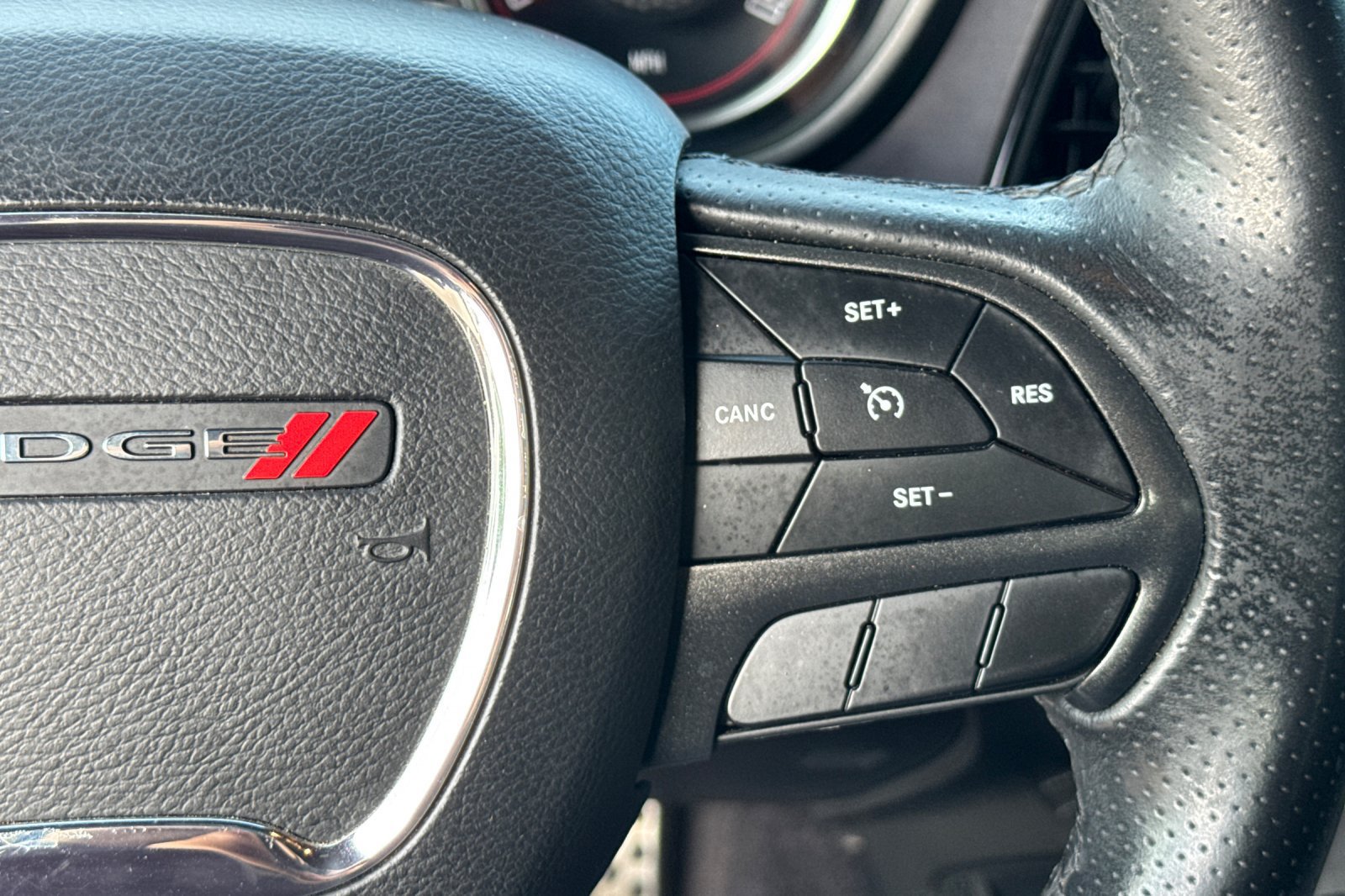 Used 2017 Dodge Challenger R/T RWD image 28