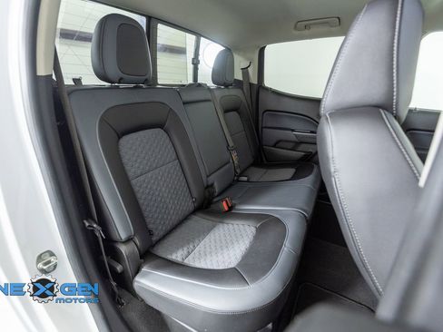 Used 2020 Chevrolet Colorado Z71 AWD/4WD image 36