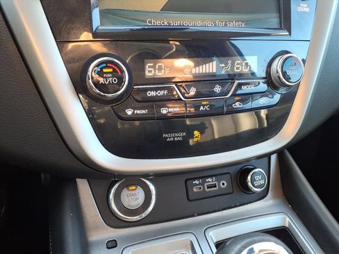 Used 2024 Nissan Murano SV AWD/4WD image 25