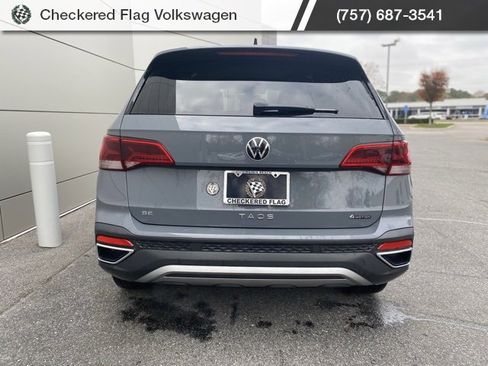Used 2024 Volkswagen Taos SE image 10