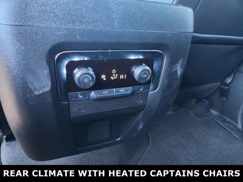 Used 2025 GMC Yukon XL Denali image 10