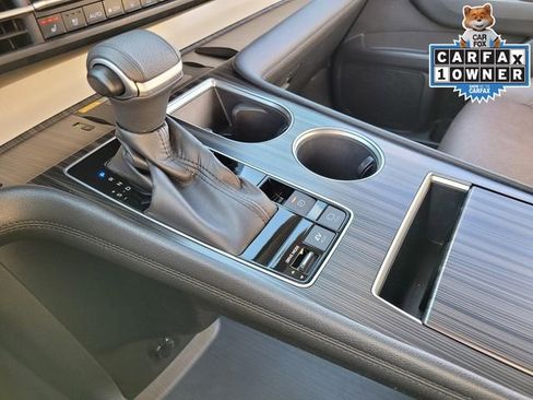 Used 2022 Toyota Sienna Platinum image 34