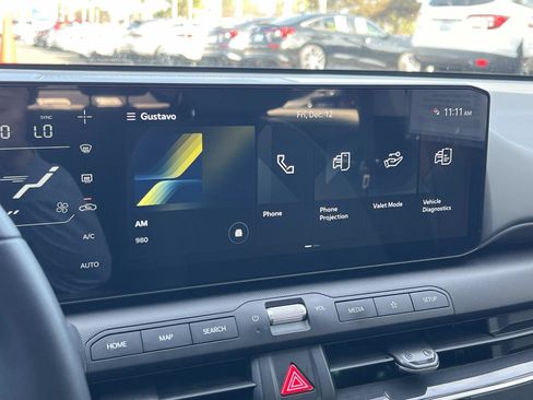 Used 2025 Kia K4 EX image 12