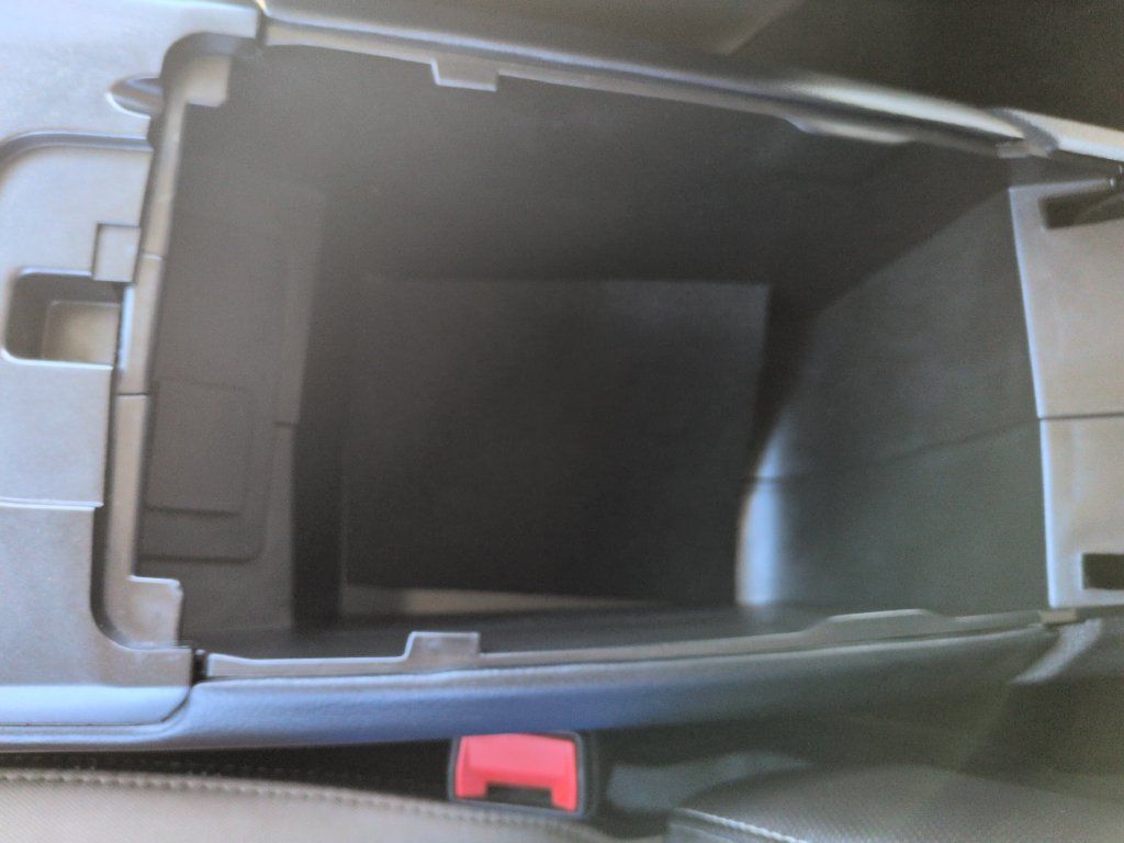 Used 2019 Ford Fusion SE w/ Equipment Group 151A FWD image 26