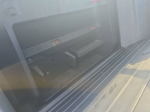 Used 2011 Toyota Tacoma PreRunner image 17