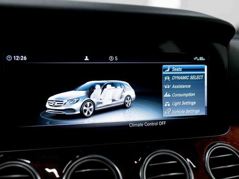Used 2019 Mercedes-Benz E 450 4MATIC Wagon image 55