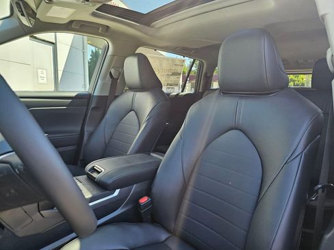 New 2026 Toyota Highlander XLE AWD/4WD image 22